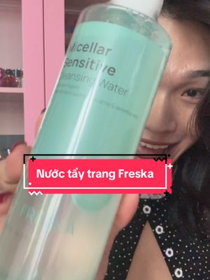 A post by @hoangthachhh on TikTok caption: Cũng thú dị mà rẻ đó mấy đứa #hoangthachhh #TikTokBeauty #reviewlamdep #goclamdep #LearnOnTikTok 