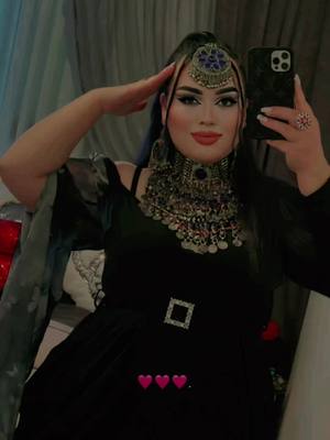 A post by @zahra.sakhi on TikTok caption: #CapCut #queen #💎 #♥️ #👑 #afghanistan🇦🇫 #tiktok #foryoutiktok 