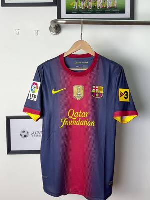 A post by @hsjaokap on TikTok caption: Barcelona 2012/2013 home shirt player version#barcelona #barcelonafans #Soccer #messi #jersey 