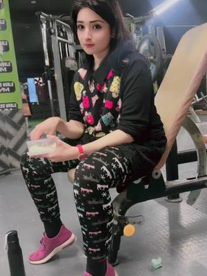 A post by @dimpleparii5 on TikTok caption: I love gym❤️#dimpleparii5🙈❤️ 