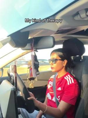 A post by @notanamikaa_ on TikTok caption: #cartherapy 