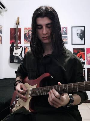 A post by @gabirubernardo on TikTok caption: Memories and dreams #sallyface #larry #guitarplayer #guitartok #memoriesanddreams #foryoupage 