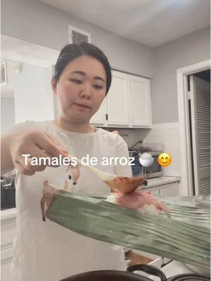 A post by @chinachingona on TikTok caption: Muchas gracias a amiga @silviacac2 y su esposo por ayudarme preparar el arroz y la salsa 🥹❤️❤️❤️❤️