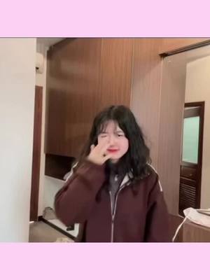 A post by @fangfang562 on TikTok caption: #မြင်ပါများပီးချစ်ကျွမ်းဝင်အောင်လို့🤒🖤 