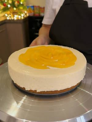 A post by @chefobang on TikTok caption: No Bake Peach Cheesecake for this holiday season! Easy and delicious with Jolly Peach Halves. #GiveYourJollyLove #JollyEats #MadeWithJolly @jollyeatsph 