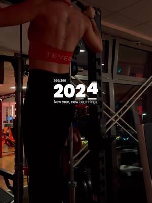 A post by @anakatha_ on TikTok caption: -> 2025 🔜 #2024 #2025 