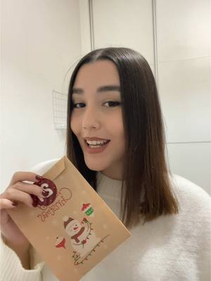 A post by @aliceinyoutubeland on TikTok caption: Abriendo calendario de adviento de Shein día 21 🎅🏼🎄✨