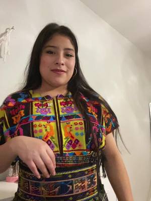 A post by @evaalonzo502 on TikTok caption: #viralvideo #guatemala🇬🇹 