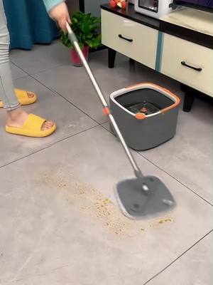 A post by @useeasilyshopp.pp on TikTok caption: Revolutionize Cleaning! 🧼✨ This mop keeps clean water separate from dirty, sprays automatically, and dries with a press! No more dirty cleaning! 🏠 Get it now! #CleaningMadeEasy#MagicMop #CleaningHacks #HomeCleaning #SparklingClean #QuickClean #NoMoreWatermarks #EasyMopping #HomeEssentials #TikTokMadeMeBuyIt #TrendingNow #ShopNow #HousekeepingTips #TikTokShopLastChance#TikTokShopNewYearNewAura#spotlightfinds