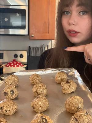 A post by @paigeaspyn on TikTok caption: Watch me Try to Bake while definitely not being a ✨Baker✨ #foryou #fyp #professional #xyzbca 