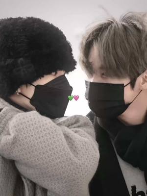 A post by @staytil on TikTok caption: Minsung have never minsunged as hard as they minsung now 💚🩷💚🩷💚🩷 #straykids #스트레이키즈 #minsung #leeknow #han #minho #leeminho #jisung #hanjisung #kpop #foryou #fypシ゚ 