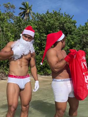 A post by @josefitness96 on TikTok caption: Santa pudo llegar a tiempo 🎁😁