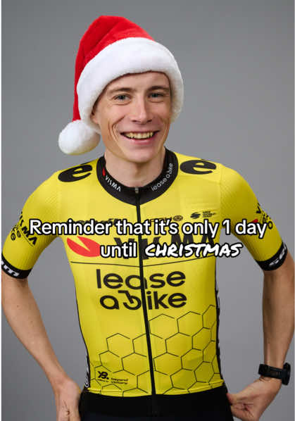 A post by @teamvisma_leaseabike on TikTok caption: #fy #fyp #jonasvingegaard #vingegaard #christmas #yellowb #cycling 