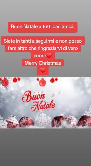 A post by @musicmemories.alt on TikTok caption: #buonnatale  #natale #marrychristmas #neiperte 