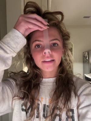 A post by @sadie_crowell on TikTok caption: been told I look like this girl since I was 10