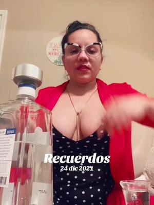 A post by @eli_cubana_in_texas on TikTok caption: #Recuerdos 