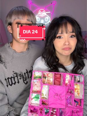 A post by @daddydarkss on TikTok caption: Respuesta a @아구스티나 💗🦥  LE HICE UN CALENDARIO DE ADVIENTO A MÍ NOVIA👩‍❤️‍💋‍👩 Día 24 parte 1