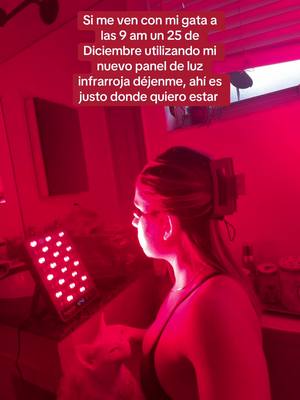 A post by @dranamontes on TikTok caption: 😅 quién más anda parecido? #trendingvideo #redlight #healthy #funny 