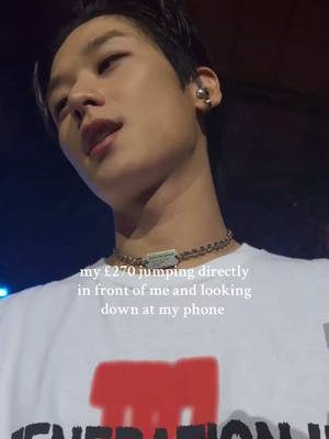 A post by @sharonsiani on TikTok caption: still can’t believe me and my friends had the interactions we did 🏃🏻‍♀️ #tbz #theboyz #juyeon #tbzconcert #barricade #kpop #sgniw 