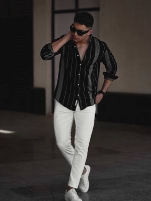 A post by @moazz_morgan on TikTok caption: 8 Poses on fire 📸🔥 . Save it and share with your friends ❤️ . . . #mensfashion #menstyle #OOTD #pose #poses #moazz_morgan 