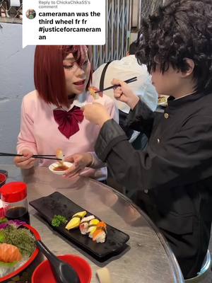 A post by @rei.or.ray on TikTok caption: Replying to @ChickaChikaSS #cosplay #cosplayer #anime #dandadan 