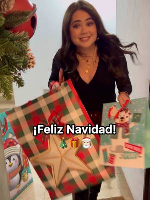 A post by @marianabotasl on TikTok caption: Bantu y Bagheera llegaron a repartir regalos 🐾🎁🎄🎅🏻🐶❤️🤍❤️ . . . #christmas #merrychristmas #dogmom #chowchow #fun #comedy#fyp #foryou #viral 