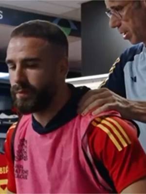 A post by @sefutbol on TikTok caption: 🤔 ❝𝗤𝘂𝗲́ 𝗗𝗮𝗻𝗶, ¿𝗖𝗮𝗿𝘃𝗮?❞ 🥹 La emocionante historia de @DaniCarvajal92 en "𝙐𝙣 𝙚𝙦𝙪𝙞𝙥𝙤 𝙡𝙡𝙖𝙢𝙖𝙙𝙤 𝙀𝙨𝙥𝙖𝙣̃𝙖", el docu de la #EURO2024 junto a @primevideoes. 🫡 ¡¡No te lo puedes perder!! #VamosEspaña 