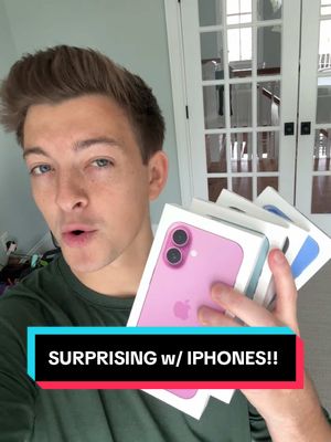 A post by @packapuncheryt on TikTok caption: SURPRISING MY FAMILY W/ NEW IPHONES FOR CHRISTMAS! ❤️🎄 #surprise #christmas 