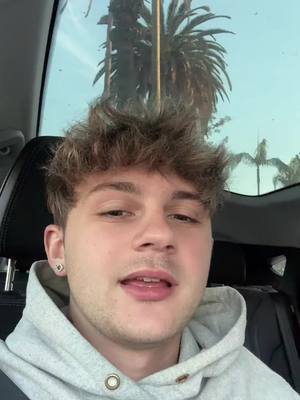 A post by @imchrismangos on TikTok caption: lol 