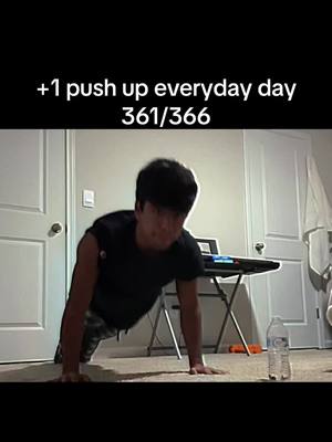 A post by @mauriciojfg2024 on TikTok caption: #exercise #pushups #fyp 