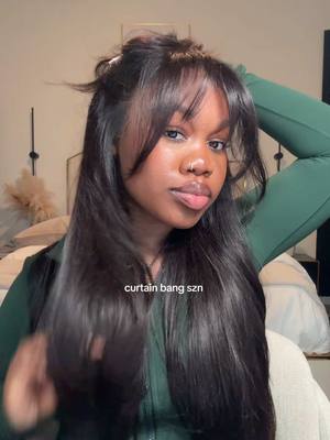 A post by @ebonyrosaa on TikTok caption: @subellahairwigs @subella_curtainbangswigs  #subellacurtainbangwig #curtainbangs #straightwig 