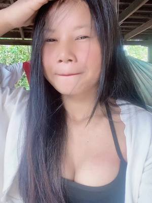 A post by @sreyneang0461 on TikTok caption: #ស្រុកឆ្លូង😘🥰😍 