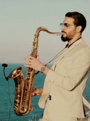 A post by @enzobuonauriosax on TikTok caption: HALLELUJAH ♥️🎷 #hallelujah #cohen #leonardcohen #hallelujahcover #hallelujahsong #saxophone #sax #music #musica 