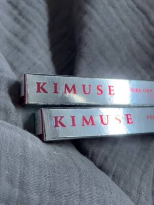 A post by @taylor_walsh on TikTok caption: my FAVORITE lip stain. So beautiful! @KIMUSE COSMETICS 