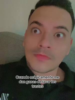 A post by @daniielloza on TikTok caption: #humor #stopmotion #funny #sponge #laundry #risa 