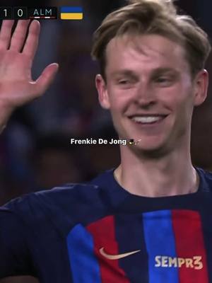 A post by @iancarloymochi2 on TikTok caption: No te vayas😔#frenkiedejong #barcelona #barça #dejong 