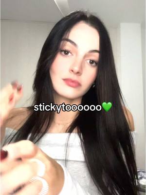 A post by @sandruxs on TikTok caption: el duko con sticky es insuperable #duki #dukissj100 #duko #sticky #stickyma #hyperpopmusic #hyperpopespañol 