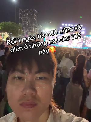 A post by @typzi on TikTok caption: Không biết bao giờ nhạc ae mình mới được phát ở những nơi thế này nhỉ @Stan Kout 