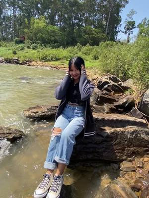 A post by @sreyneang0461 on TikTok caption: #ស្រុកឆ្លូង😘🥰😍 