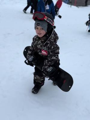 A post by @nismojames on TikTok caption: Six years old, fourth season. #mtshastaskipark #norcal #snowboard #snowboarding #ridesnowboards #binkybro #quicksilver #coolkids #california 