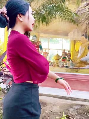 A post by @delilah_clover on TikTok caption: #မချစ်နဲ့ရူးမယ် #😎  #fyp 