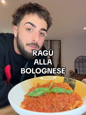 A post by @cumpariluca on TikTok caption: RAGÙ alla BOLOGNESE 🍝🇮🇹 Mamma mia come buono ! 🤌🏽 Pour des couteaux d’exception, 🥇        Rendez-vous à la Coutellerie du    Vieil Antibes, « 19 Rue Sade, Place Nationale, 06600, Antibes » ou sur leur site internet : https://coutellerie-du-vieil-antibes.fr 🔪💮 #pasta #salsa #fyp #italianfood #loveyou #FoodTok #recette #yum #ricette #Recipe #rapide #facile #fire #asmr #direct #popular #news #couteau #knife #japan #italy #fete #apprendresurtiktok #ragu #sauce #tomate #viande #meat #carne #foryoupage❤️❤️ #passion #vira ##ensemble #viral_video #ami #mode #outfit #first #yummyfood #news #barilla #watch #heart #pov #coeur #italie #italy #italianpasta #shoppingaddict #mammamia #mamma #play #amor #capcut #videoviral 