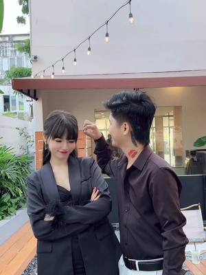 A post by @wine1k998 on TikTok caption: ယုံမယ်နော်…ဟုတ်ရဲ့လား 🫶🏻🖤@Myint Shwesin Htun @June Wine 🐼(Saw Zin Wine)☘️ #junewine #fyp 