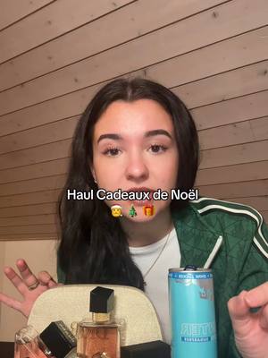 A post by @teodoranct on TikTok caption: père Noël et ses acolytes m’ont trop gâtés 🫶🏼🫶🏼🫶🏼 insta : teodoranct #cadeauxdenoël #haul #teoo #teodoranct #noel 