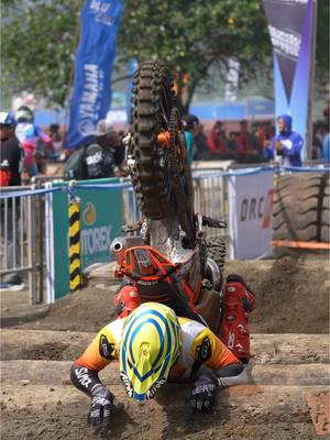 A post by @endurolifemedia on TikTok caption: What is his mistake? #hardenduro #dirtbike #endurolife 