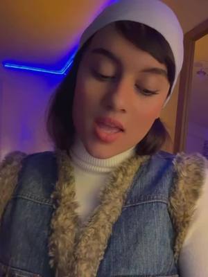 A post by @hannah.bidar on TikTok caption: #hannahbidar #persiangirl #persiansong #iran 