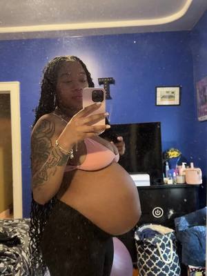 A post by @reniyaalashee on TikTok caption: Like lmk some 😭😭🥹 does it look like she dropped or nah #firsttimemom #inducedlabor #fypシ #38weekspregnant 