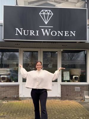 A post by @samirastrassdeluxe on TikTok caption: If you’re looking for modern furniture, make sure to check out @Nuriwonen  #möbel #möbeldesign #funiture #Home #homedecor #homedecoration #homeinspiration #homeinterior #homeinspo #rotterdam #rotterdam_holland #moroccanblogger #funnyvideos