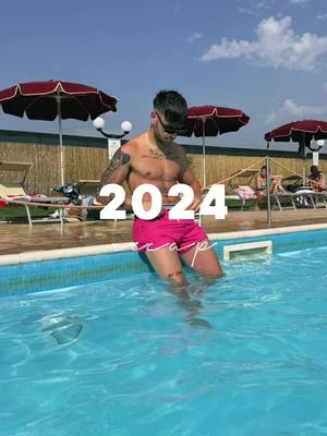 A post by @marcoferrone2 on TikTok caption: 2024 👋🏼👋🏼#viral #tik_tok #perte #ragazzo #fotografia 