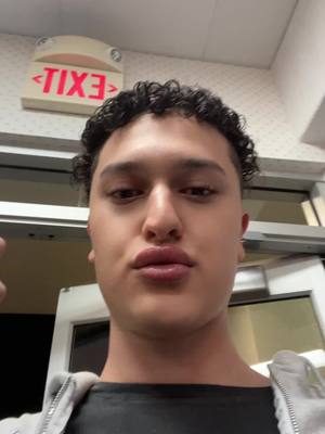 A post by @ethanzev on TikTok caption: #innout #la 